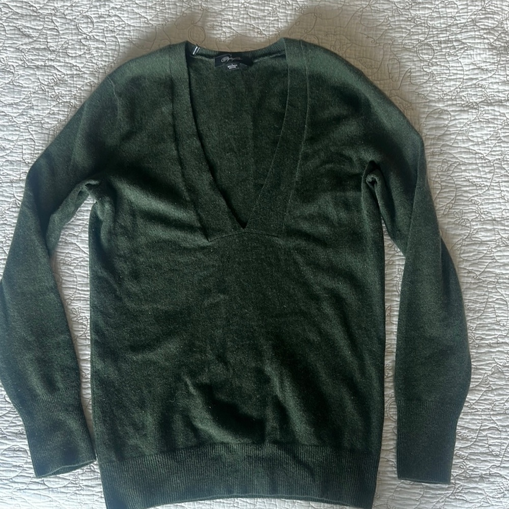 Forest Green V-Neck Knit Sweater